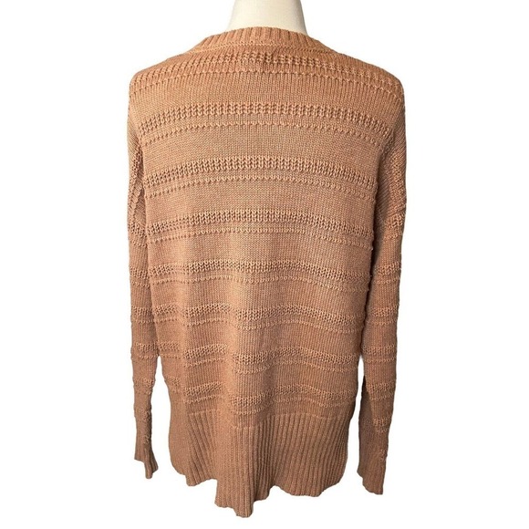 Cupcakes & Cashmere Chunky Knit Sweater Size Medium Textured Tan High Low Hem - Picture 4 of 6
